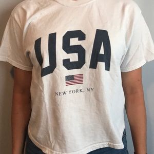 Brandy Melville t-shirt